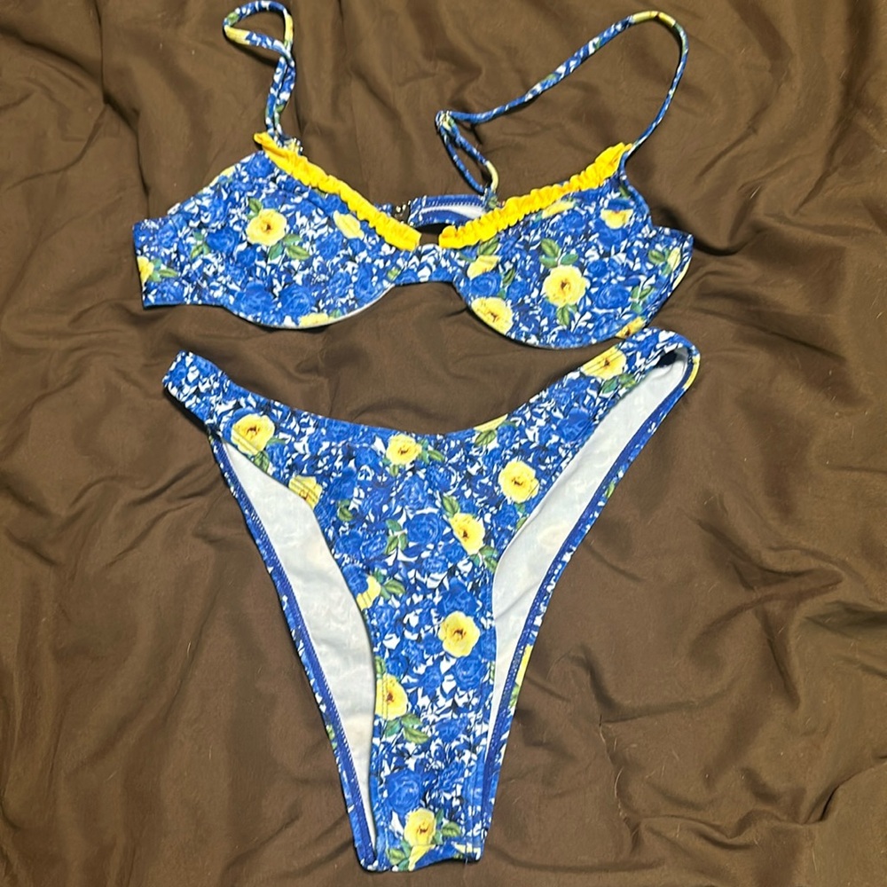 blue bikini
